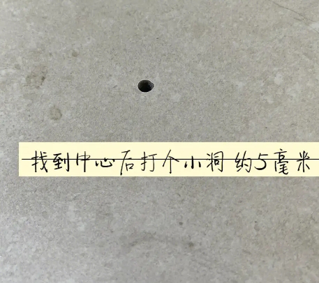 高淳瓷砖空鼓维修公司专业解答在瓷砖铺贴过程中，如果砂料搅拌不均匀，将会带来以下问题